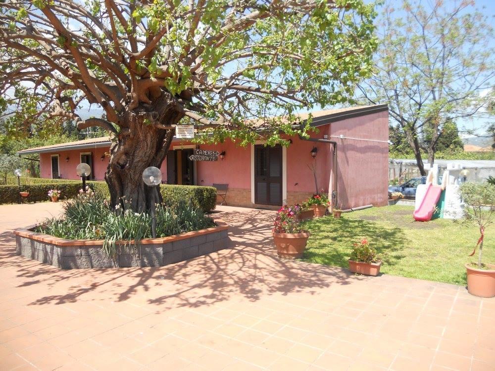 Agriturismo Il Pozzo Antico Mascali Exterior foto